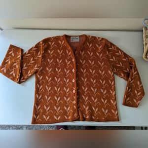 Beautiful vintage cardigan